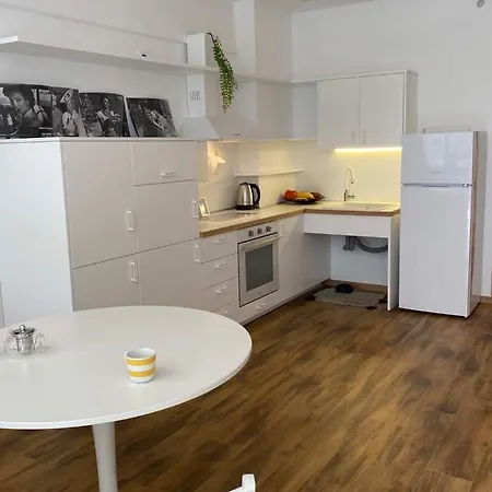 Felicity Loft In _ Accessible & Comfortable Салоники