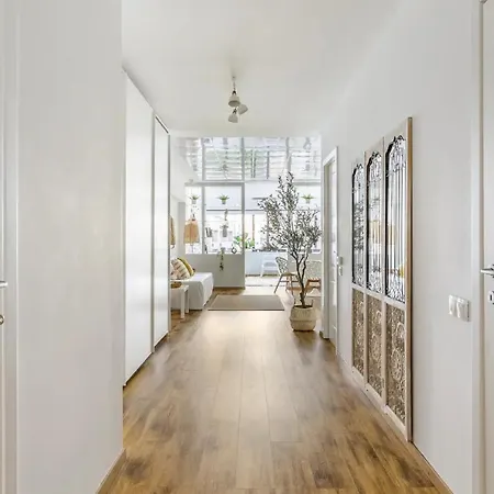 Felicity Loft In _ Accessible & Comfortable *